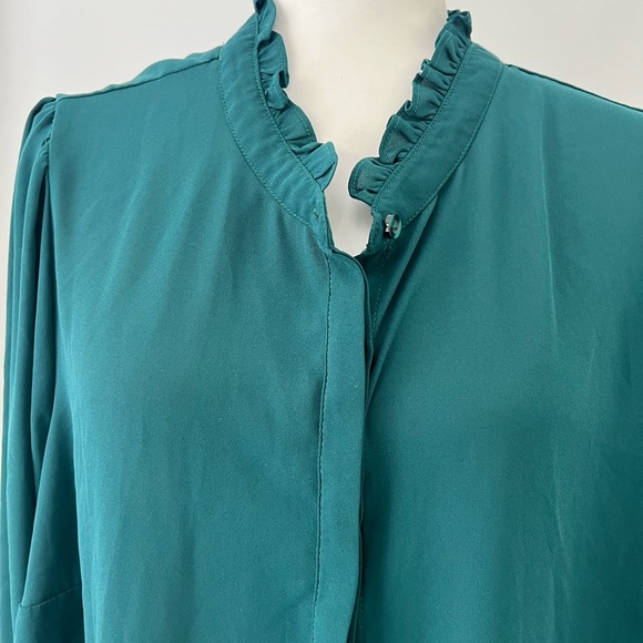 Torrid Women Green Chiffon Polyester Ruffle Collar Long Sleeve Blouse - Picture 7 of 7